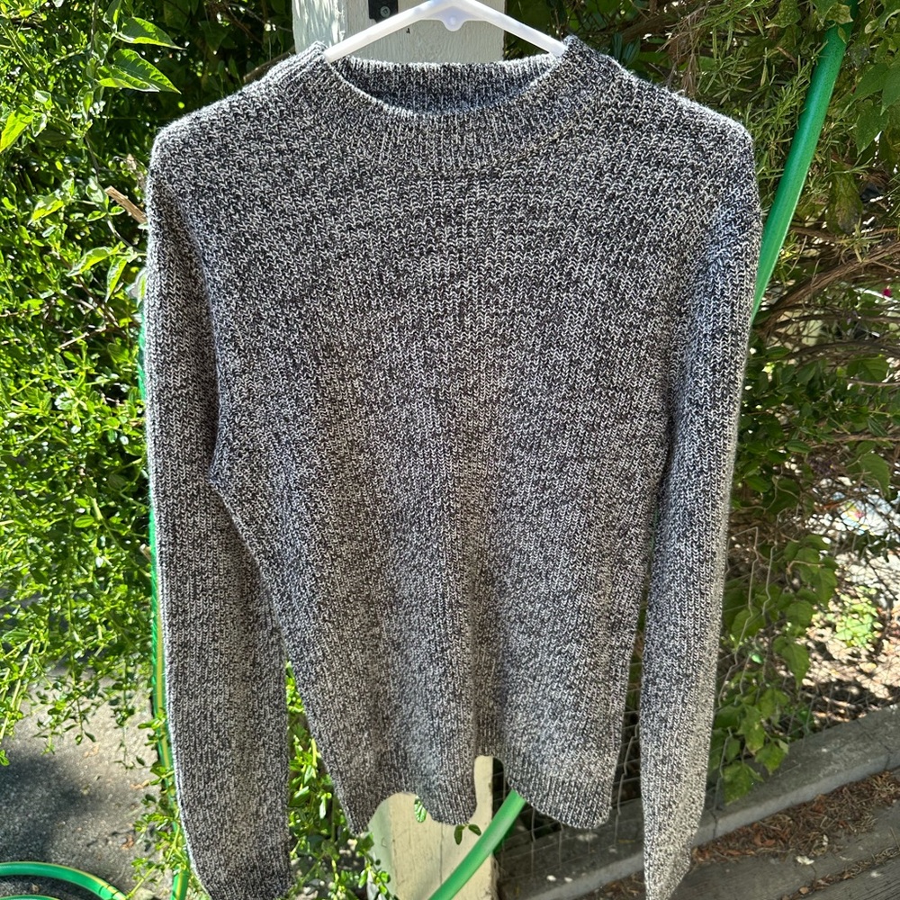 Men’s Sweaters x2 Topman Black and White and Old Navy Crew Neck Sweaters